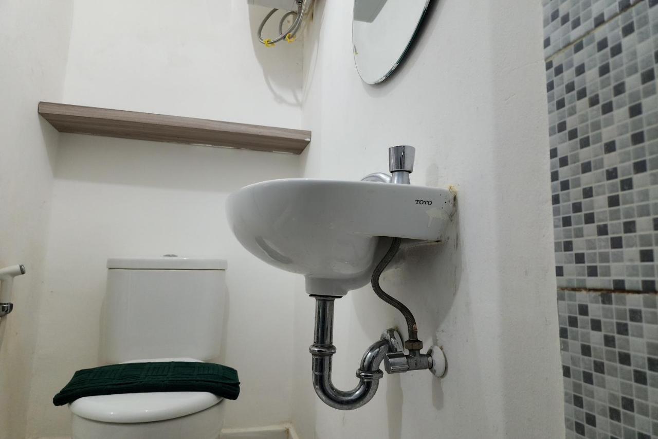 Barata Hotel Near Bandara Soekarno Hatta Τάνγκερανγκ Εξωτερικό φωτογραφία