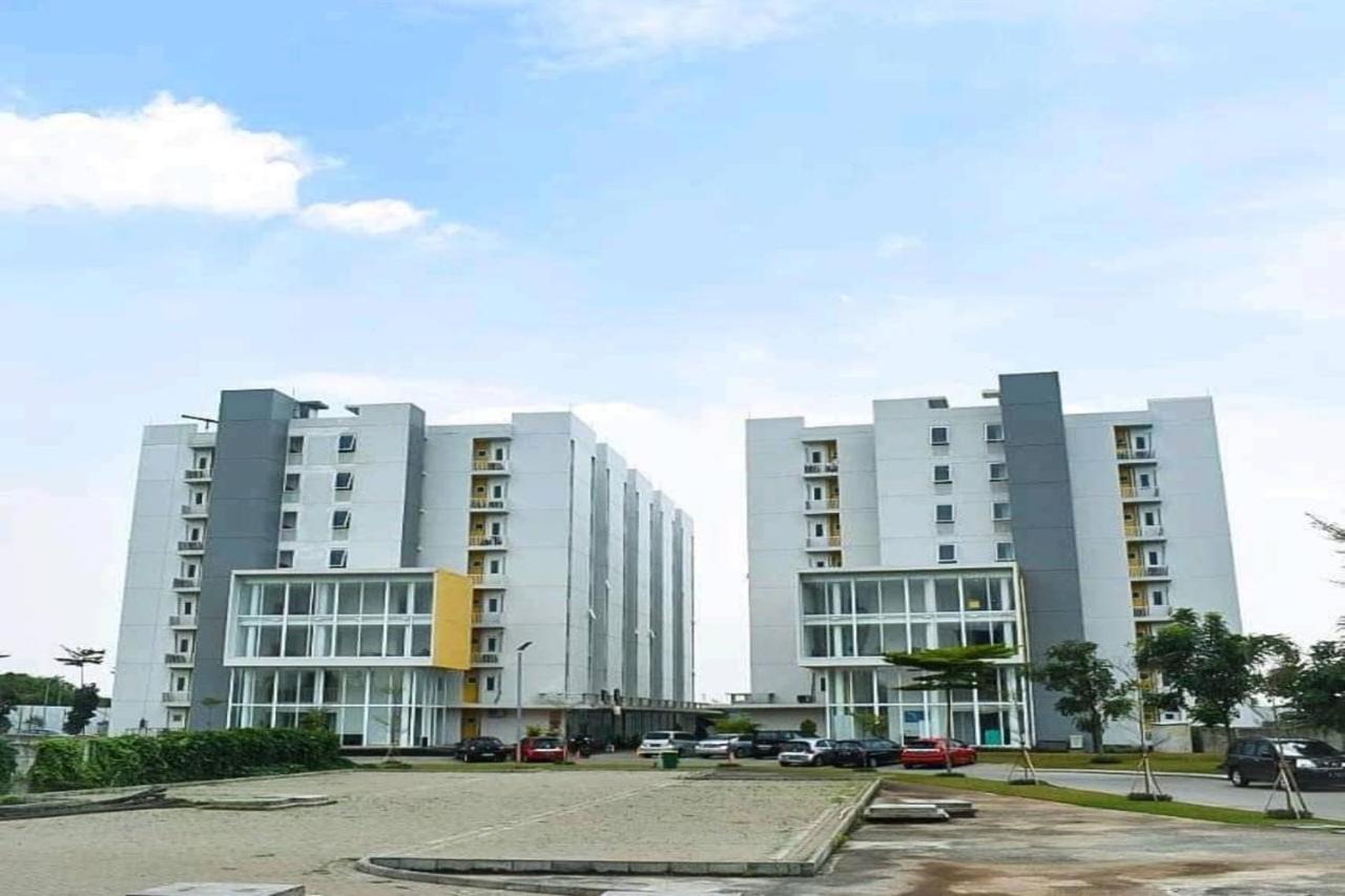 Barata Hotel Near Bandara Soekarno Hatta Τάνγκερανγκ Εξωτερικό φωτογραφία