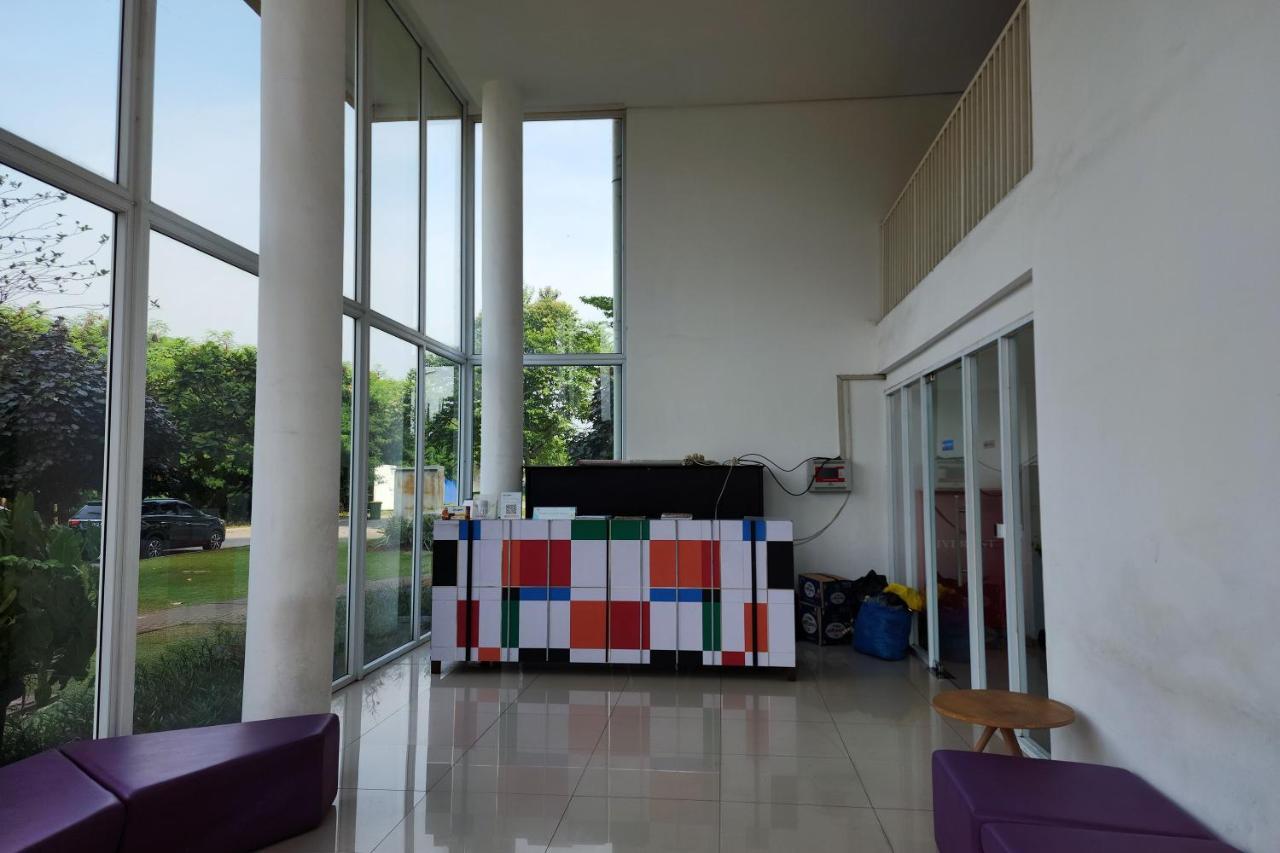 Barata Hotel Near Bandara Soekarno Hatta Τάνγκερανγκ Εξωτερικό φωτογραφία